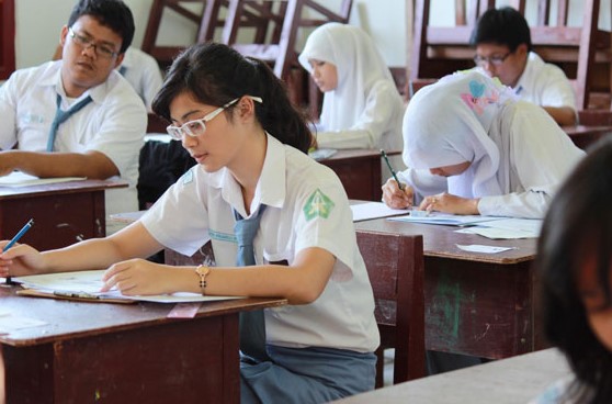 Apakah Lulusan SMA SMK Bisa Jadi Pramugari